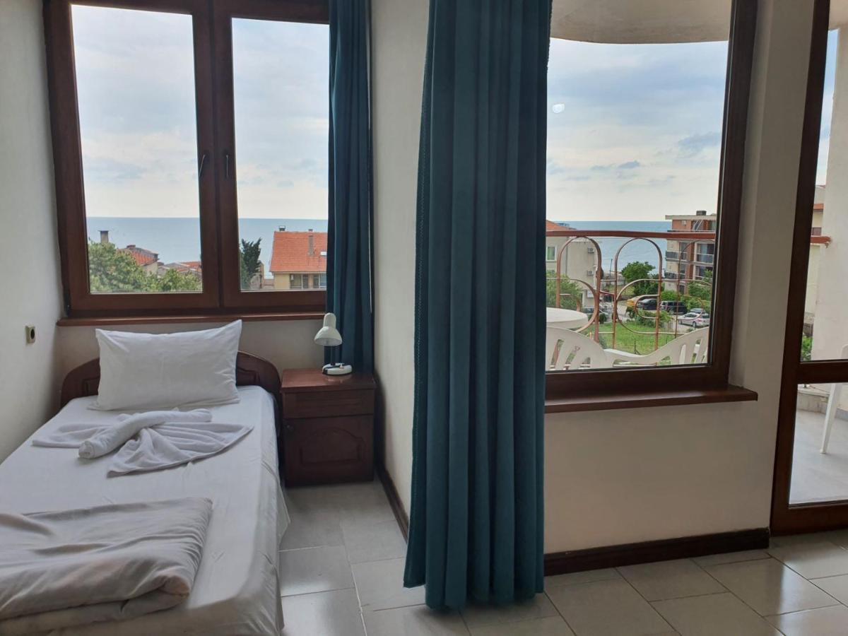 Lazur Hotel Ravda Kültér fotó