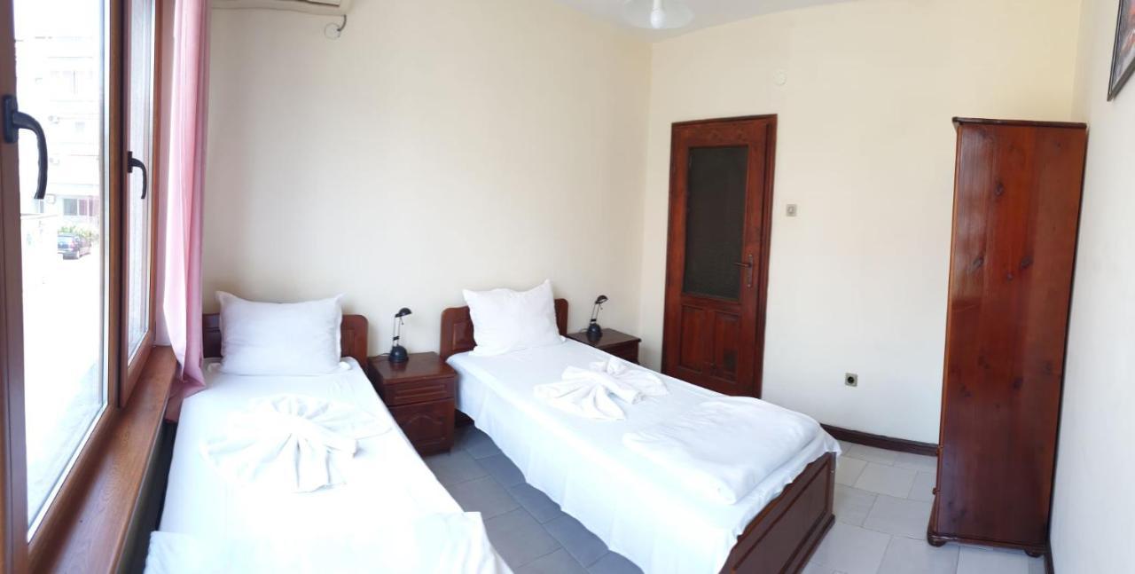 Lazur Hotel Ravda Kültér fotó